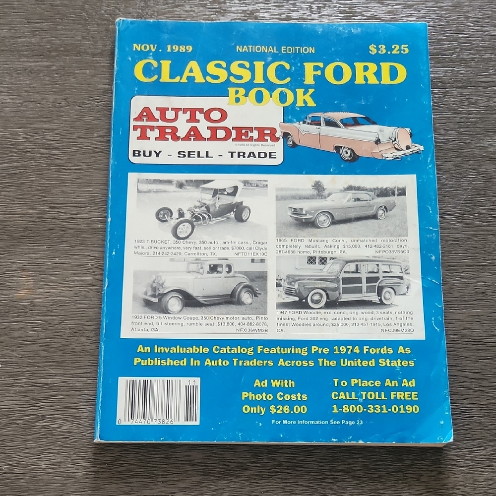 Vintage 1989 Classic Ford Book Auto Trader